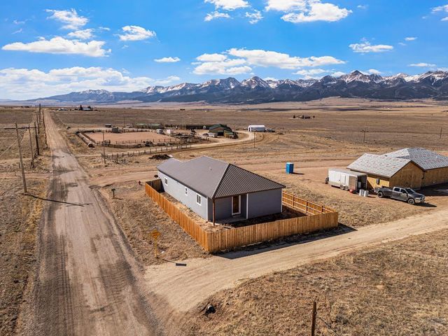 615 Fourth St, Silver Cliff, CO 81252