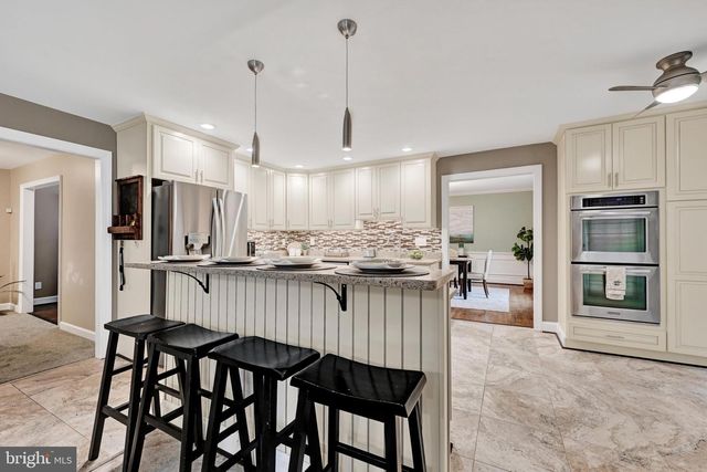 14210 GREENCROFT LN, Cockeysville, MD 21030