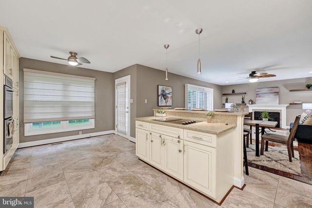 14210 GREENCROFT LN, Cockeysville, MD 21030