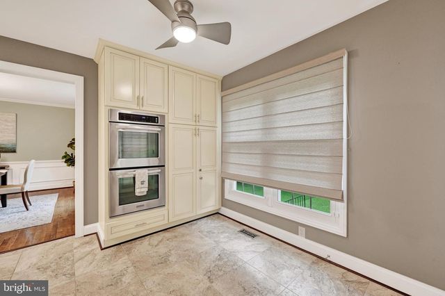 14210 GREENCROFT LN, Cockeysville, MD 21030