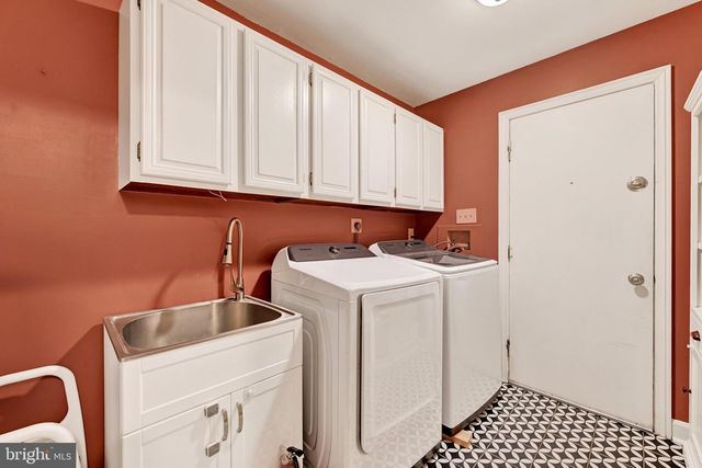 14210 GREENCROFT LN, Cockeysville, MD 21030