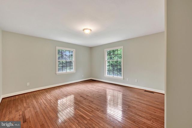 14210 GREENCROFT LN, Cockeysville, MD 21030