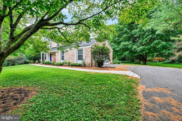 14210 GREENCROFT LN, Cockeysville, MD 21030