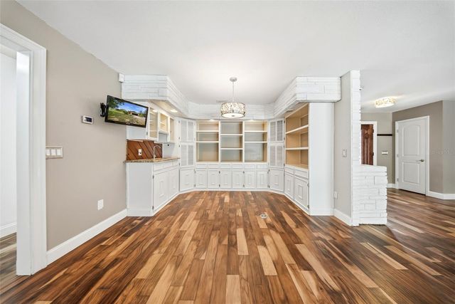 1135 WISPER RUN COURT, Lutz, FL 33558