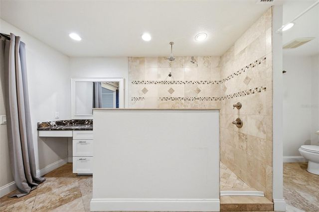 1135 WISPER RUN COURT, Lutz, FL 33558