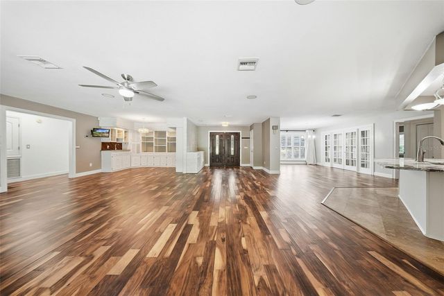 1135 WISPER RUN COURT, Lutz, FL 33558
