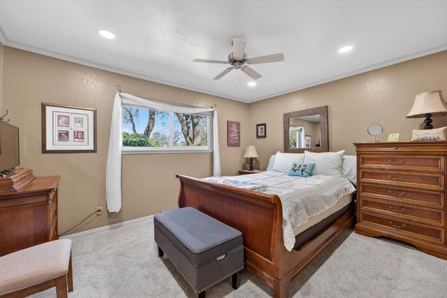 3937 Rustic Rd, Cameron Park, CA 95682