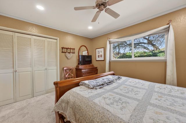 3937 Rustic Rd, Cameron Park, CA 95682