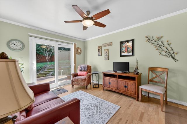 3937 Rustic Rd, Cameron Park, CA 95682