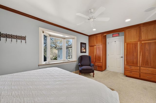 3937 Rustic Rd, Cameron Park, CA 95682