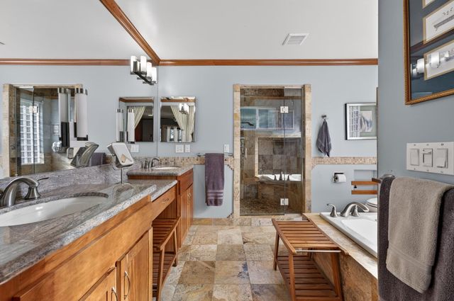 3937 Rustic Rd, Cameron Park, CA 95682