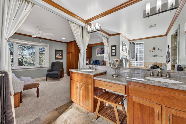 3937 Rustic Rd, Cameron Park, CA 95682