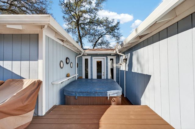 3937 Rustic Rd, Cameron Park, CA 95682