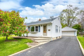 140 W Le Moyne Avenue, Lombard, IL 60148