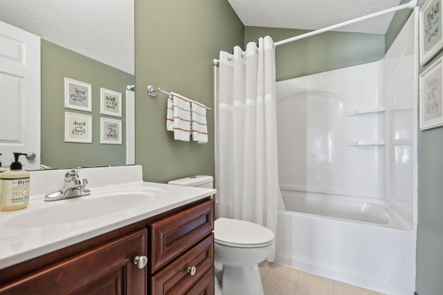 6658 145th Street W 3070, Apple Valley, MN 55124