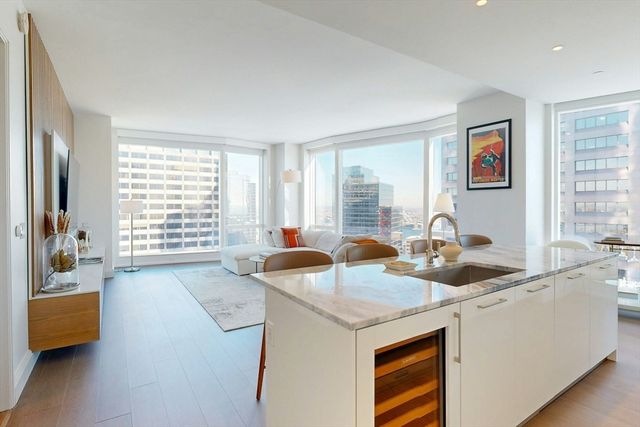 240 Devonshire St U3912, Boston, MA 02110