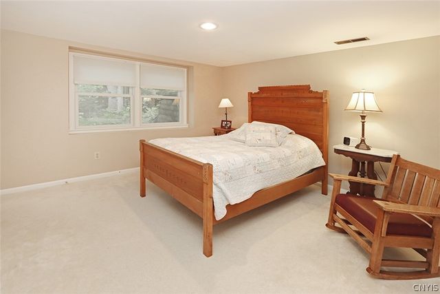 115 Woodberry Lane, Dewitt, NY 13066