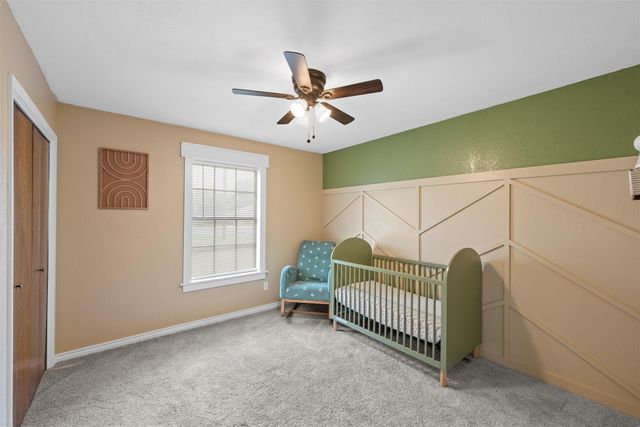 308 W Spring Valley Drive, Hewitt, TX 76643