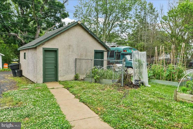 415 N GOVERNORS AVE, Dover, DE 19904
