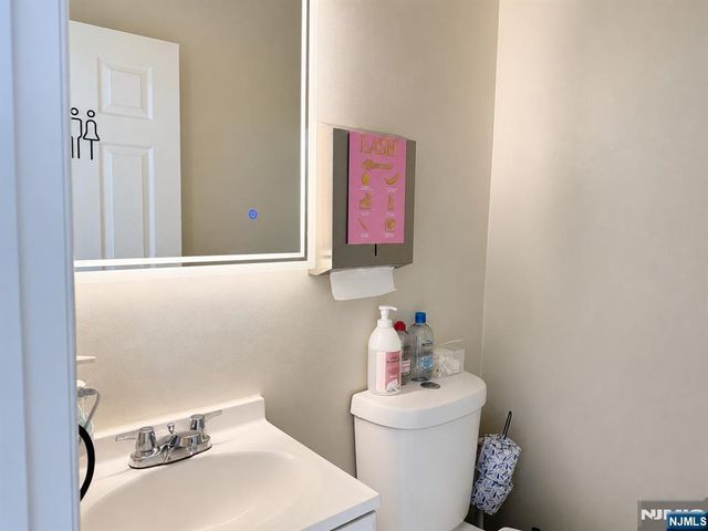 830 Kinderkamack Road, River Edge, NJ 07661