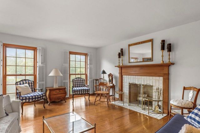 418 Bryce Canyon Circle, Madison, WI 53705