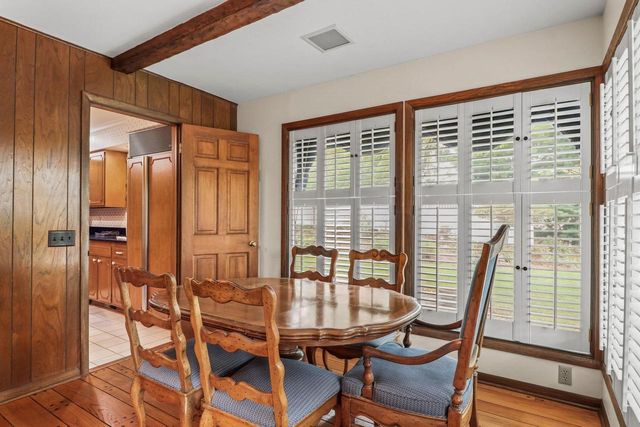 418 Bryce Canyon Circle, Madison, WI 53705