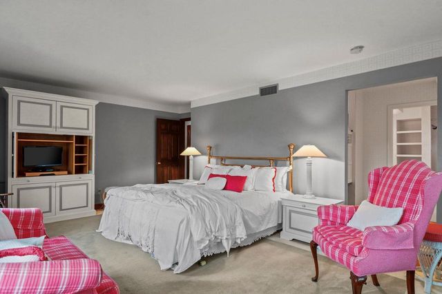 418 Bryce Canyon Circle, Madison, WI 53705