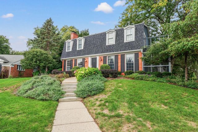 418 Bryce Canyon Circle, Madison, WI 53705