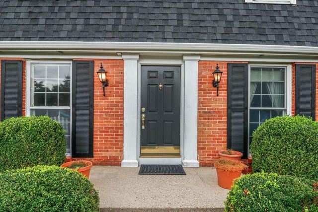 418 Bryce Canyon Circle, Madison, WI 53705