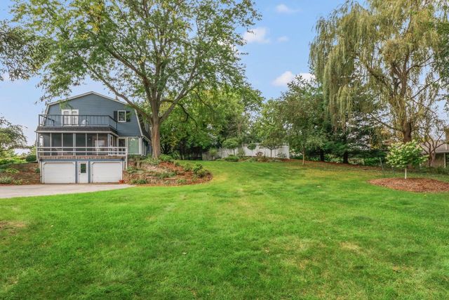 418 Bryce Canyon Circle, Madison, WI 53705
