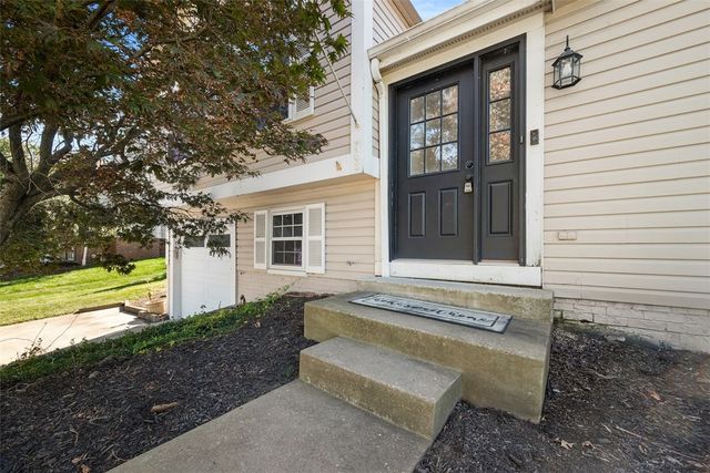 768 Greenhaven Dr, Bethel Park, PA 15102