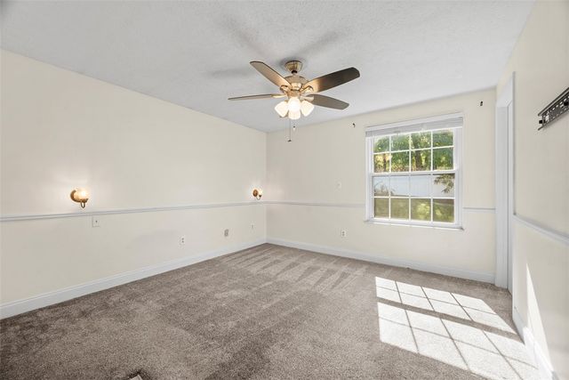 768 Greenhaven Dr, Bethel Park, PA 15102