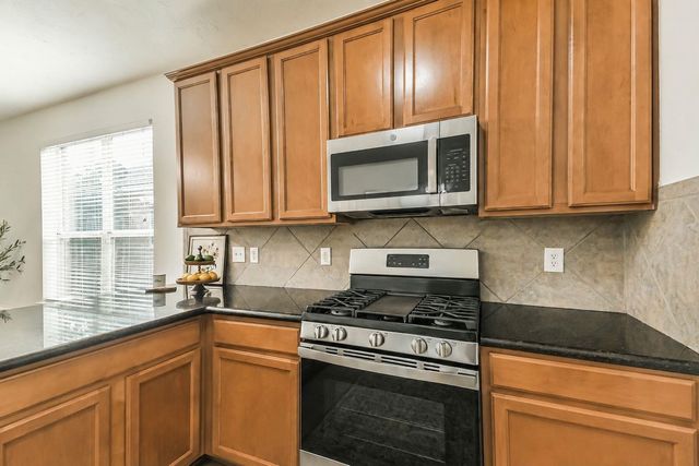 16615 Whitaker Creek Drive, Houston, TX 77095