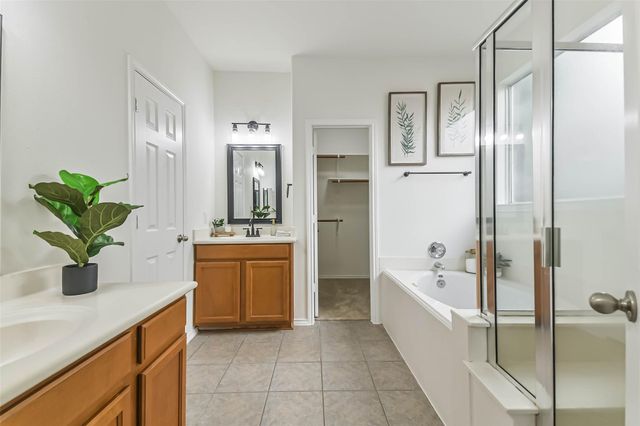 16615 Whitaker Creek Drive, Houston, TX 77095