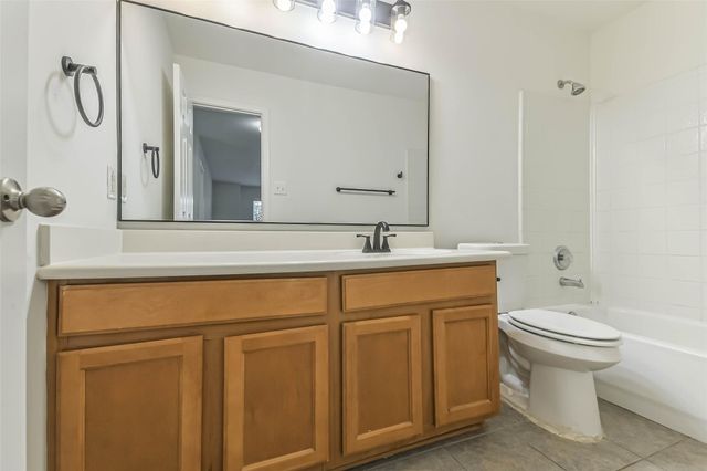 16615 Whitaker Creek Drive, Houston, TX 77095