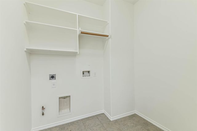 16615 Whitaker Creek Drive, Houston, TX 77095