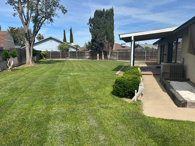 617 Carignane Ct, Lodi, CA 95240