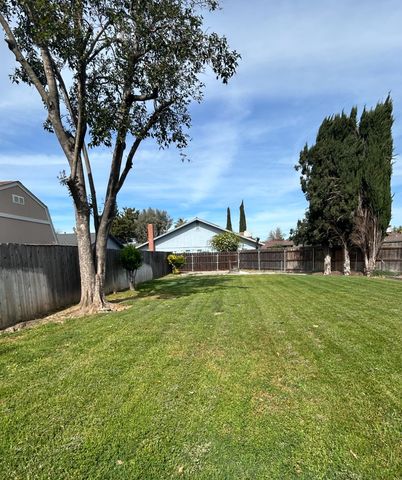 617 Carignane Ct, Lodi, CA 95240