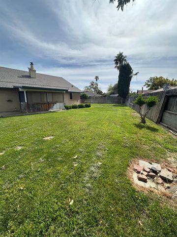 617 Carignane Ct, Lodi, CA 95240