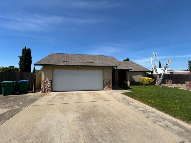 617 Carignane Ct, Lodi, CA 95240