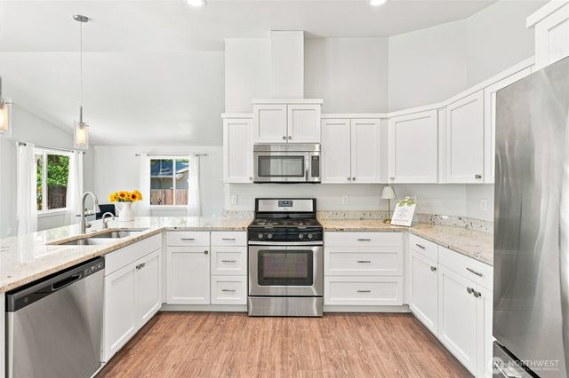 1087 Idlewood Drive, Camano Island, WA 98282