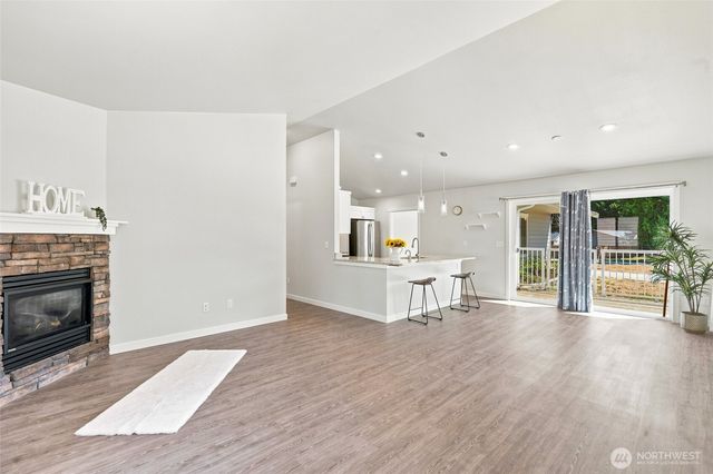 1087 Idlewood Drive, Camano Island, WA 98282