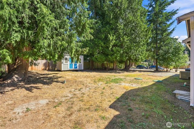 1087 Idlewood Drive, Camano Island, WA 98282