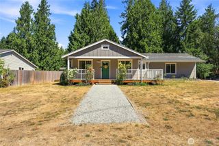 1087 Idlewood Drive, Camano Island, WA 98282