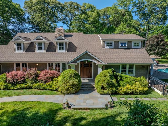 55 Wynn Court, Muttontown, NY 11791