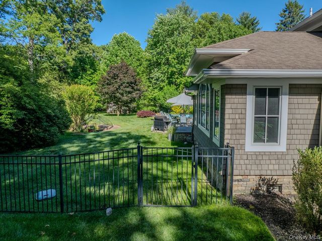 55 Wynn Court, Muttontown, NY 11791