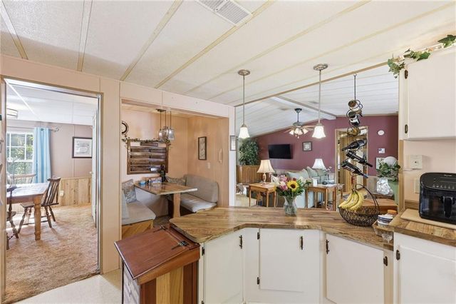 197 Woodville Heights Circle, Clarkesville, GA 30523
