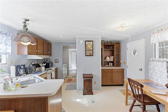 197 Woodville Heights Circle, Clarkesville, GA 30523