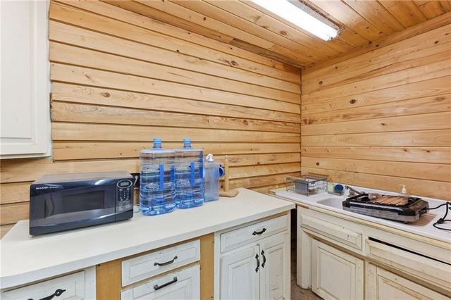 197 Woodville Heights Circle, Clarkesville, GA 30523