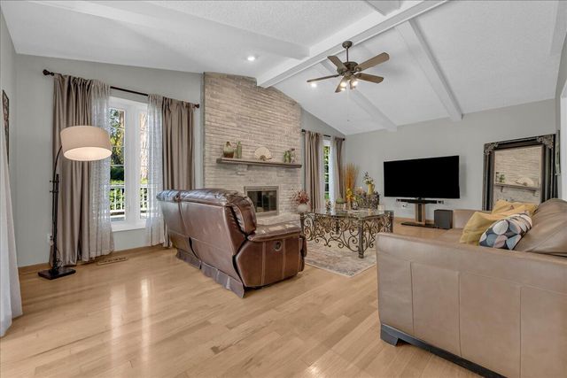 22253 Sheffield Court, Farmington Hills, MI 48335